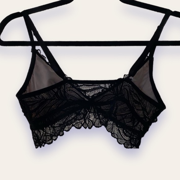 SOLD - Lace Bralette - Picture 4 of 6